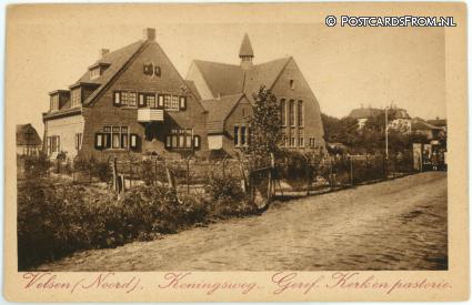 Velsen, Noord. Koningsweg. Geref. Kerk en pastorie ansichtkaart: Velsen, Noord. Koningsweg. Geref. Kerk en pastorie