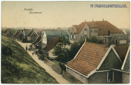 ansichtkaart: Andijk, Schoolbuurt