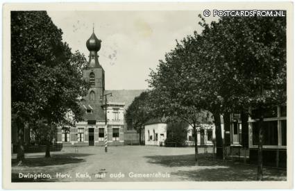 Dwingeloo, Herv. Kerk met oude Gemeentehuiss ansichtkaart: Dwingeloo, Herv. Kerk met oude Gemeentehuiss