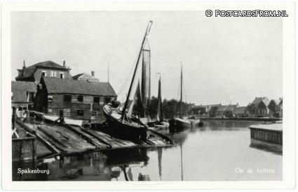 Spakenburg, Op de helling ansichtkaart: Spakenburg, Op de helling
