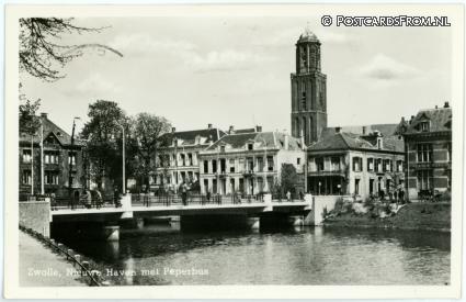 ansichtkaart: Zwolle, Nieuwe Haven met Peperbus