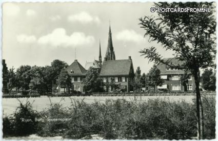 ansichtkaart: Rijen, Burg. Sweensplein
