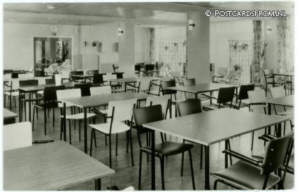 ansichtkaart: Rijen, Bejaardenoord Huize 'St. Petrus'. Restaurant
