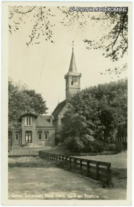 Grootschermer, Ned. Herv. Kerk en Pastorie ansichtkaart: Grootschermer, Ned. Herv. Kerk en Pastorie