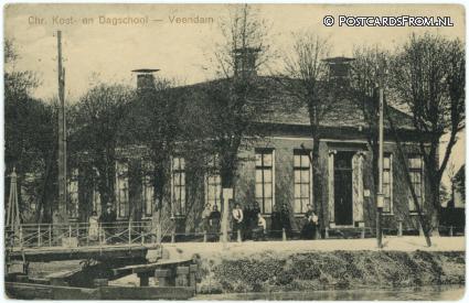 ansichtkaart: Veendam, Chr. Kost- en Dagschool
