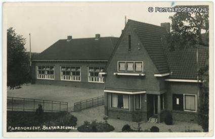 Papendrecht, Beatrixschool ansichtkaart: Papendrecht, Beatrixschool