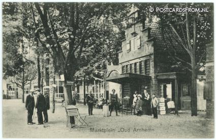 Arnhem, Marktplein 'Oud Arnhem' ansichtkaart: Arnhem, Marktplein 'Oud Arnhem'