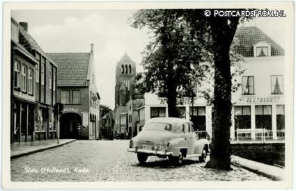 ansichtkaart: Sluis, Kade