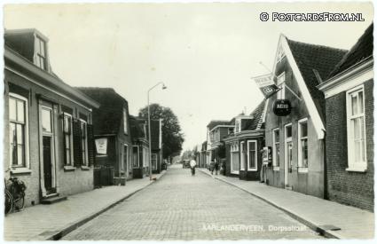 Aarlanderveen, Dorpsstraat ansichtkaart: Aarlanderveen, Dorpsstraat