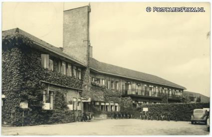ansichtkaart: Emmen DR, Ned. Herv. Diaconessenhuis