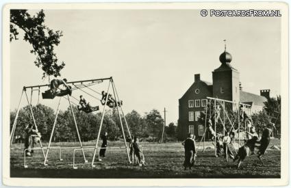 Huijbergen, Pensionaat Ste Marie. Speeltuin ansichtkaart: Huijbergen, Pensionaat Ste Marie. Speeltuin