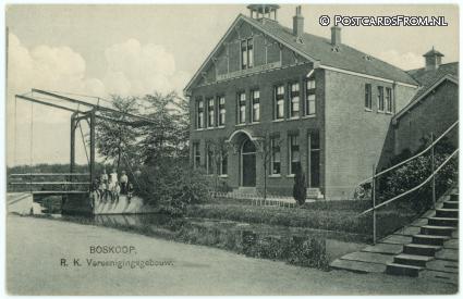 ansichtkaart: Boskoop, R.K. Vereenigingsgebouw