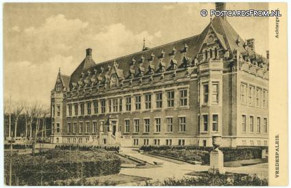 's-Gravenhage, Vredespalei. Achtergevel ansichtkaart: 's-Gravenhage, Vredespalei. Achtergevel