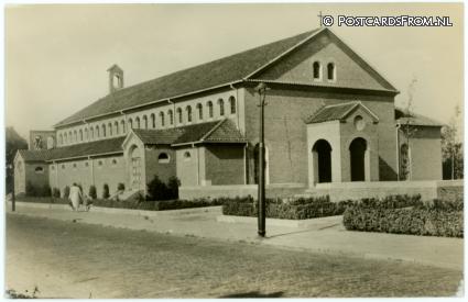 Oostzaan, R.K. Kerk Tuinsdorp Oostzaan Amsterdam N. ansichtkaart: Oostzaan, R.K. Kerk Tuinsdorp Oostzaan Amsterdam N.