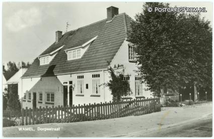 ansichtkaart: Wamel, Dorpsstraat