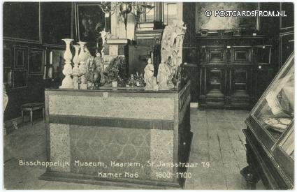 Haarlem, Bisschoppelijk Museum. St. Jansstraat 79. Kamer 6. 1600-1700 ansichtkaart: Haarlem, Bisschoppelijk Museum. St. Jansstraat 79. Kamer 6. 1600-1700