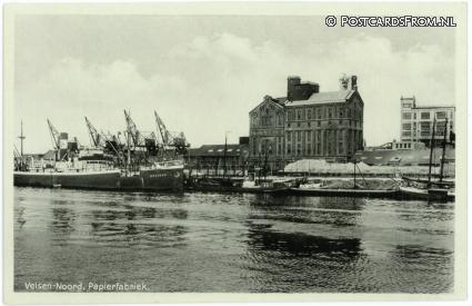 ansichtkaart: Velsen-Noord, Papierfabriek