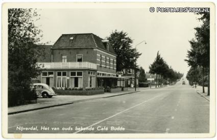 ansichtkaart: Nijverdal, Het van ouds bekende Cafe Budde