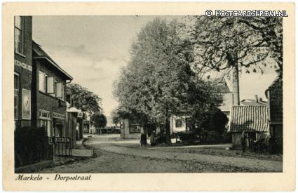 ansichtkaart: Markelo, Dorpsstraat