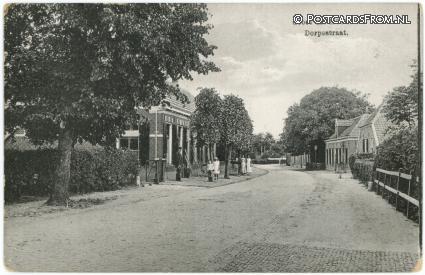ansichtkaart: Holten, Dorpsstraat