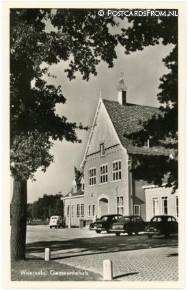 ansichtkaart: Weerselo, Gemeentehuis
