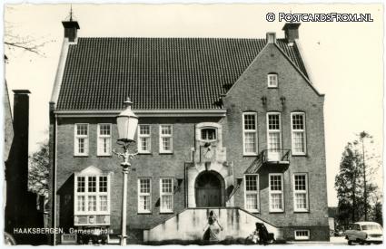 ansichtkaart: Haaksbergen, Gemeentehuis