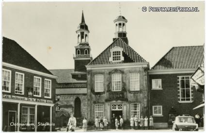 Ootmarsum, Stadhuis. Rest. 'In de Guldene Crone' ansichtkaart: Ootmarsum, Stadhuis. Rest. 'In de Guldene Crone'