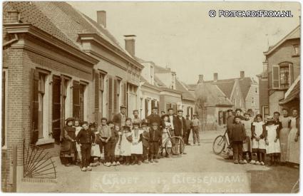 ansichtkaart: Giessendam, Groet uit