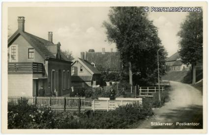 ansichtkaart: Slikkerveer, Postkantoor