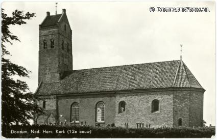 ansichtkaart: Doezum, Ned. Herv. Kerk 12e eeuw