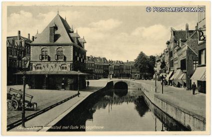 ansichtkaart: Leeuwarden, Nieuwstad met Oude Waaggebouw
