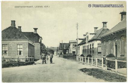 Leens, Oosterstraat ansichtkaart: Leens, Oosterstraat