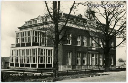 ansichtkaart: Moordrecht, Huize Drost IJserman