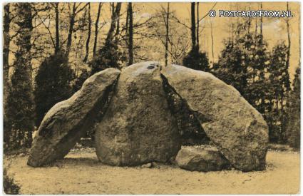 ansichtkaart: Oosterbeek, De 'Hunnebedden'