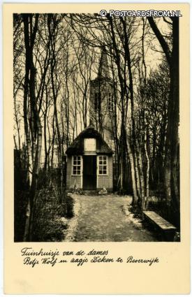 ansichtkaart: Beverwijk, Tuinhuisje van de dame Betje Wolf en Aagje Deken