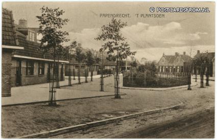 Papendrecht, 't Plantsoen ansichtkaart: Papendrecht, 't Plantsoen