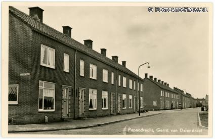 ansichtkaart: Papendrecht, Gerrit van Dalenstraat hoek Duivenstraat