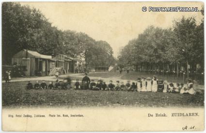 ansichtkaart: Zuidlaren, De Brink