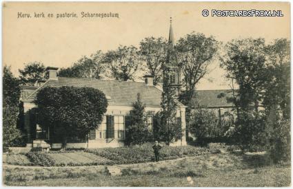 ansichtkaart: Scharnegoutum, Herv. Kerk en pastorie