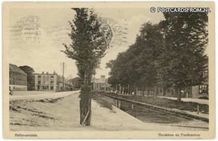 Hellevoetsluis, Barakken en Postkantoor ansichtkaart: Hellevoetsluis, Barakken en Postkantoor