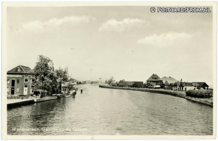 Waddinxveen, Gezicht op de Gouwe ansichtkaart: Waddinxveen, Gezicht op de Gouwe