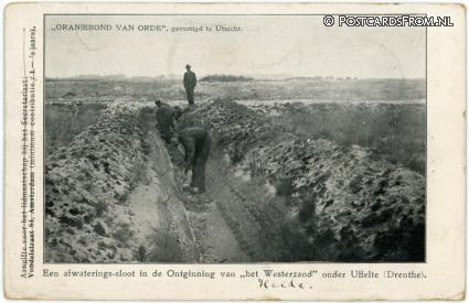 ansichtkaart: Uffelte, Afwaterings-sloot Ontginning 'het Westerzand'