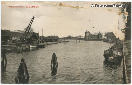 ansichtkaart: Muiden, Scheepswerf