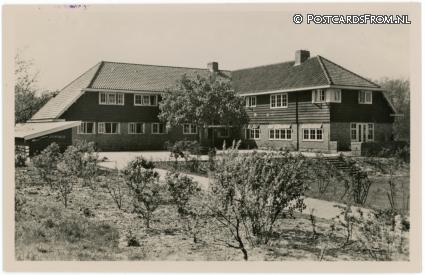 ansichtkaart: Bakkum, Jeugdherberg 'Koningsbosch'