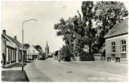 ansichtkaart: Alphen NB, Stationstraat