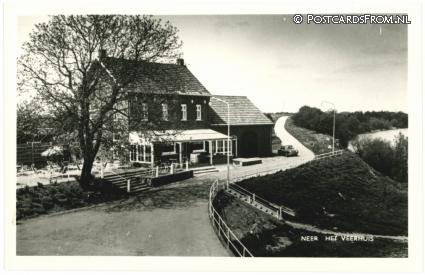 ansichtkaart: Neer, Het Veerhuis