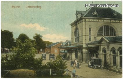 ansichtkaart: Leeuwarden, Station
