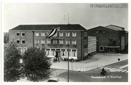 ansichtkaart: Emmeloord, Hotel Cafe Restaurant 't Voorhuys