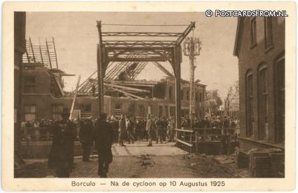 Borculo, Na de cycloon op 10 Augustus 1925 ansichtkaart: Borculo, Na de cycloon op 10 Augustus 1925