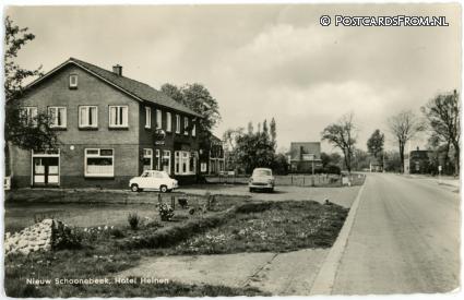 ansichtkaart: Nieuw-Schoonebeek, Hotel Heinen